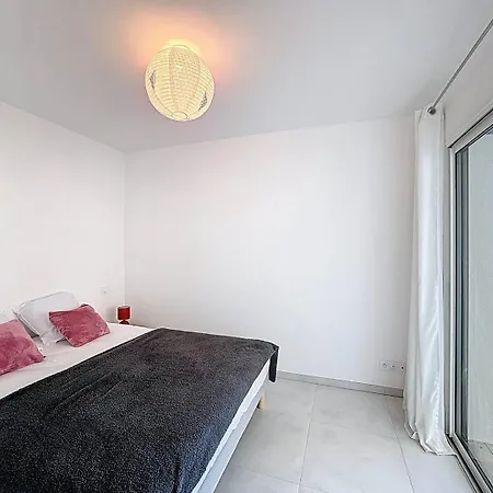 Appartement Dans Neuve Avec Piscine Calvi (Corsica)